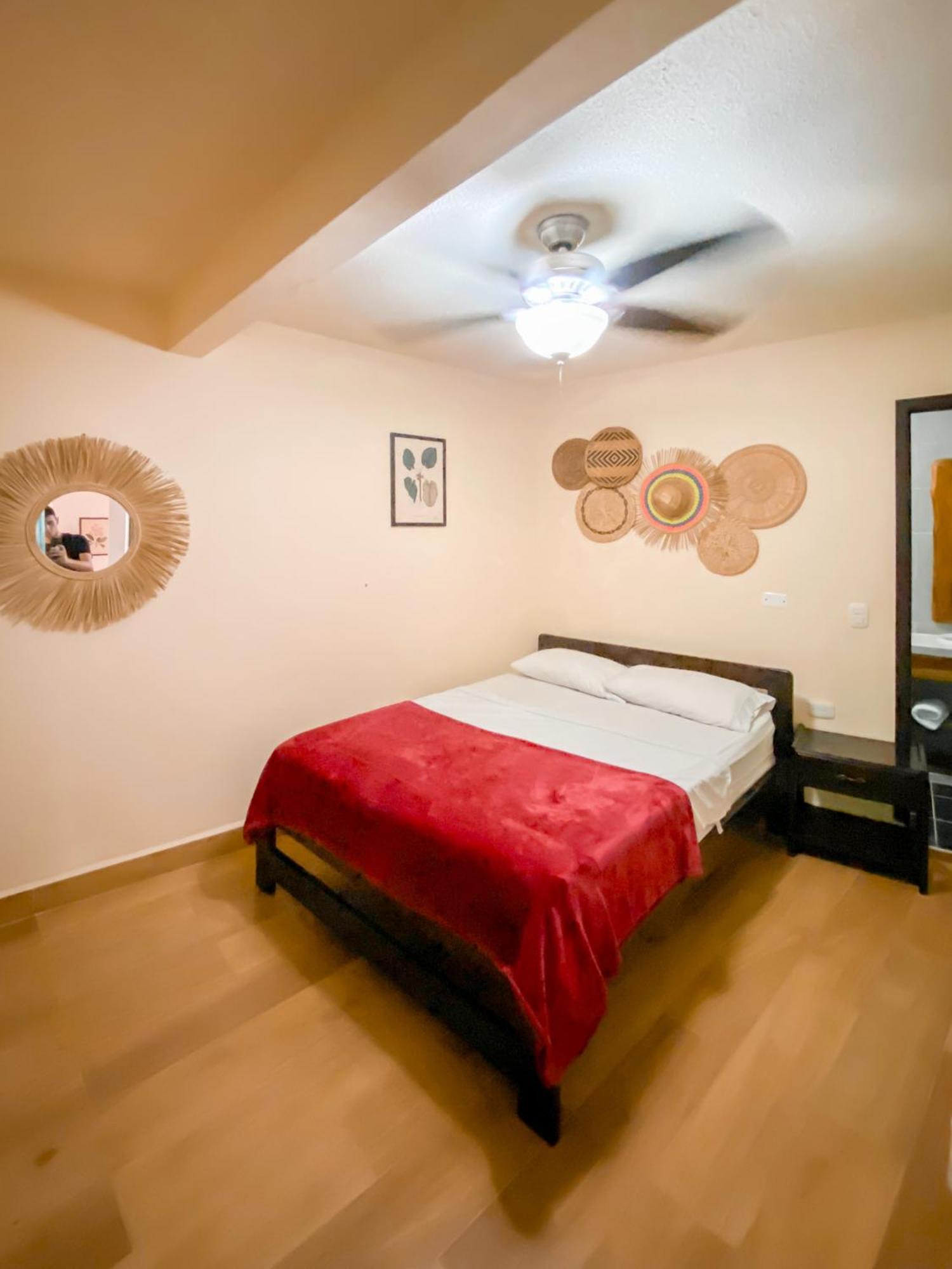 La Rosa Nautica Hostel Guaduas Bilik gambar